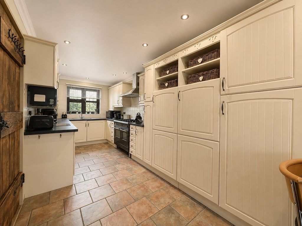 Property photo 3 of 27 Picture No. 08