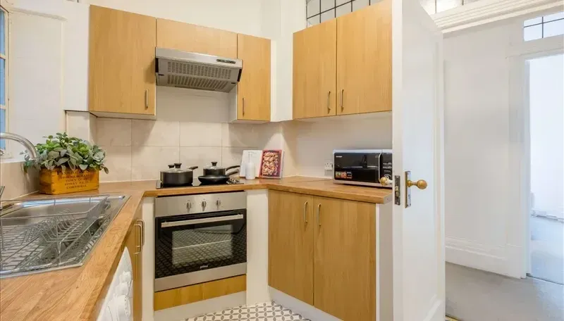 Property photo 2 of 15 Picture No. 01