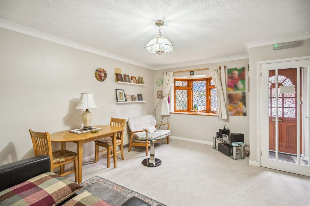 Property photo 3 of 16