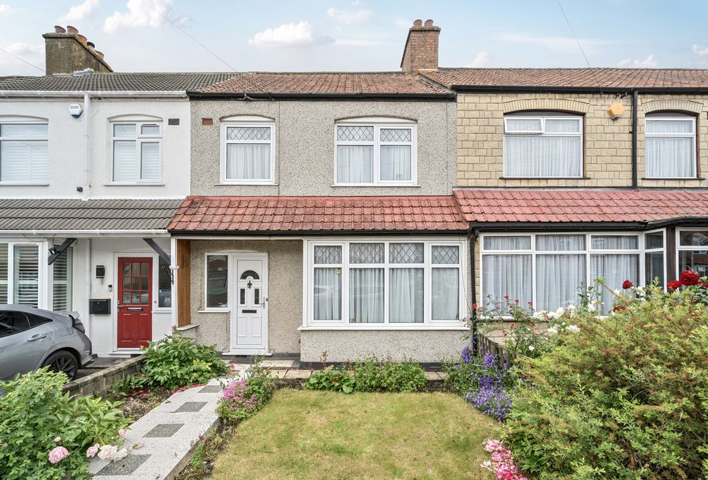 Property photo 2 of 13 1298507-20-6836ee...