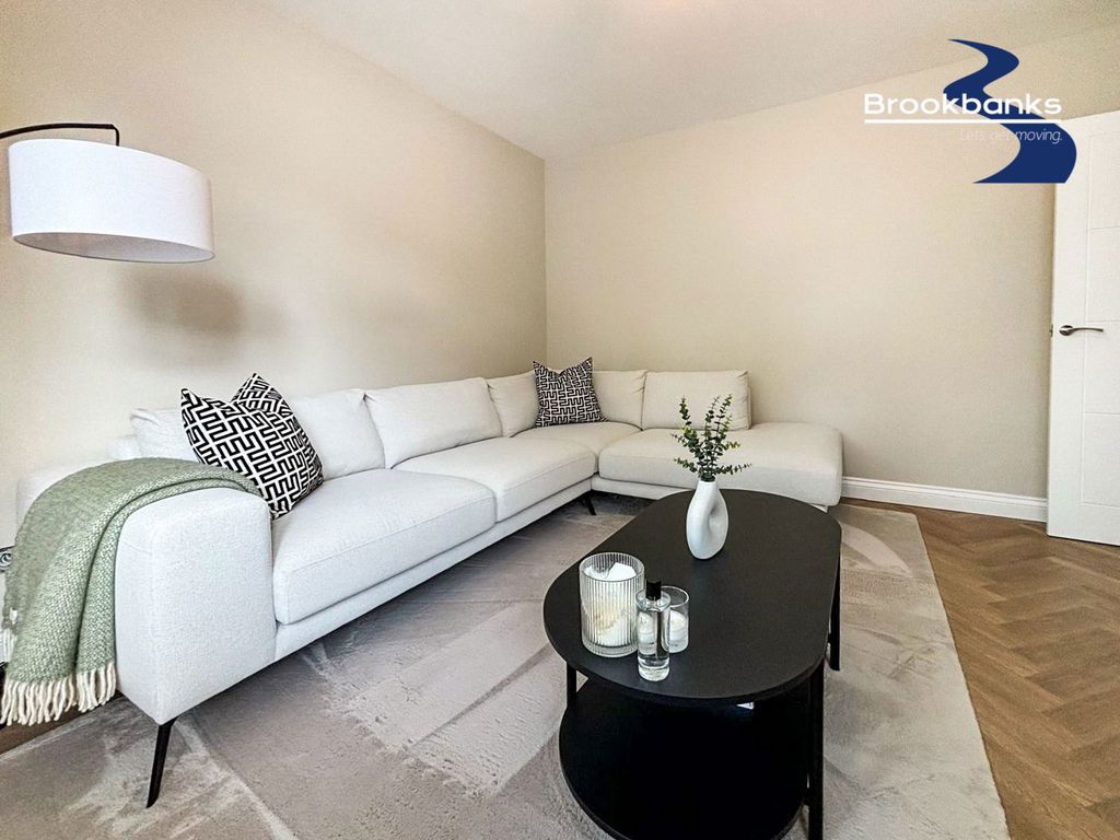 Property photo 2 of 20