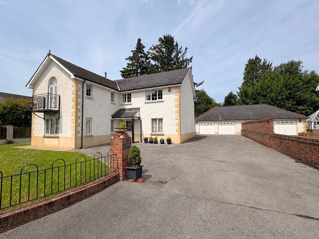 Property photo 1 of 46