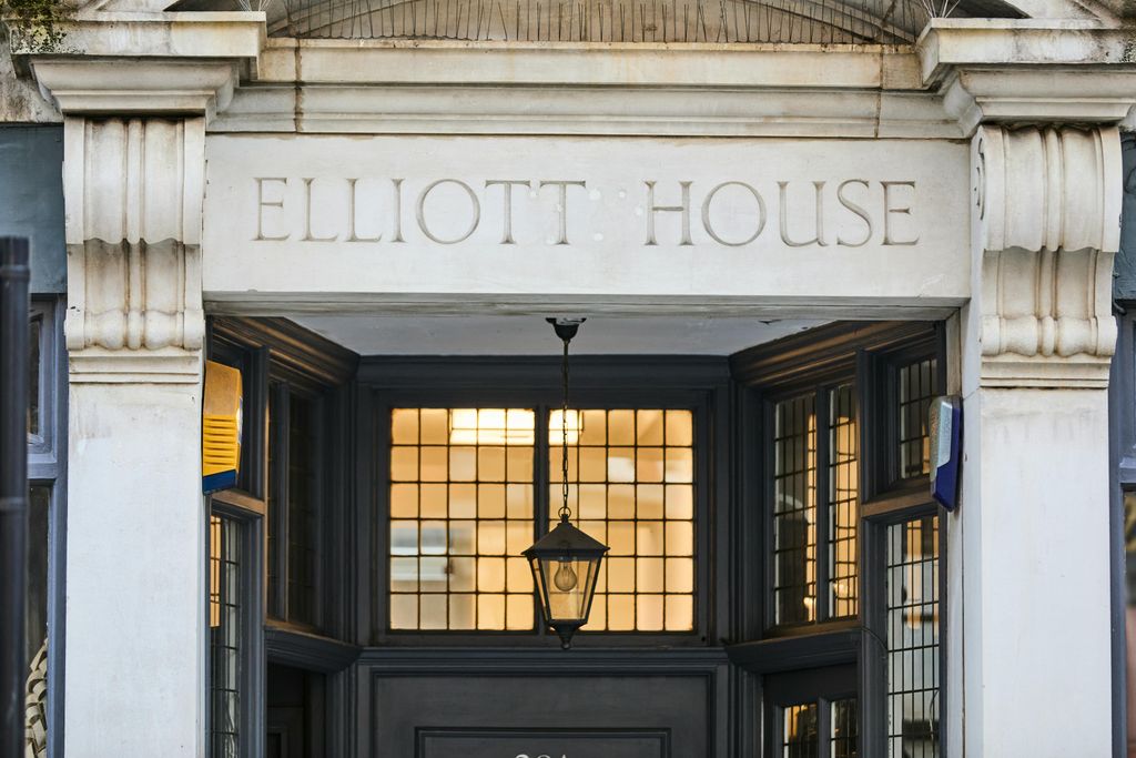 Property photo 2 of 7 1.Jpg