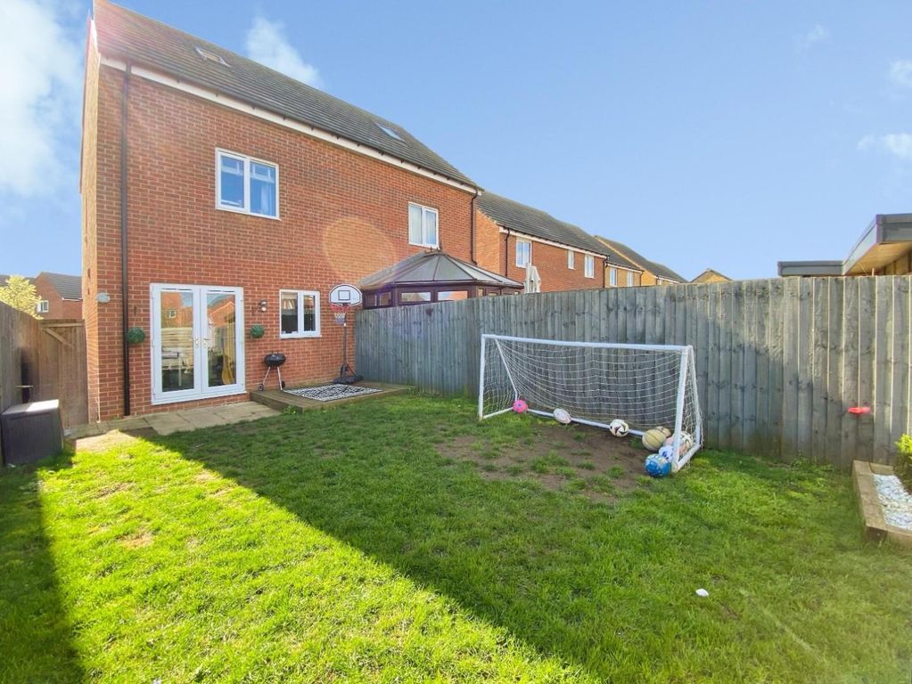 Property photo 3 of 20 User_Edited_Photo-276517Cb_User-Edited-87Ebf59E-c1