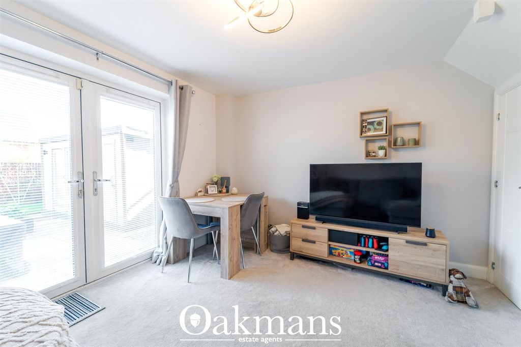 Property photo 3 of 18 Picture No. 37