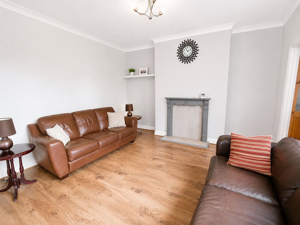 Property photo 1 of 9 Living Area