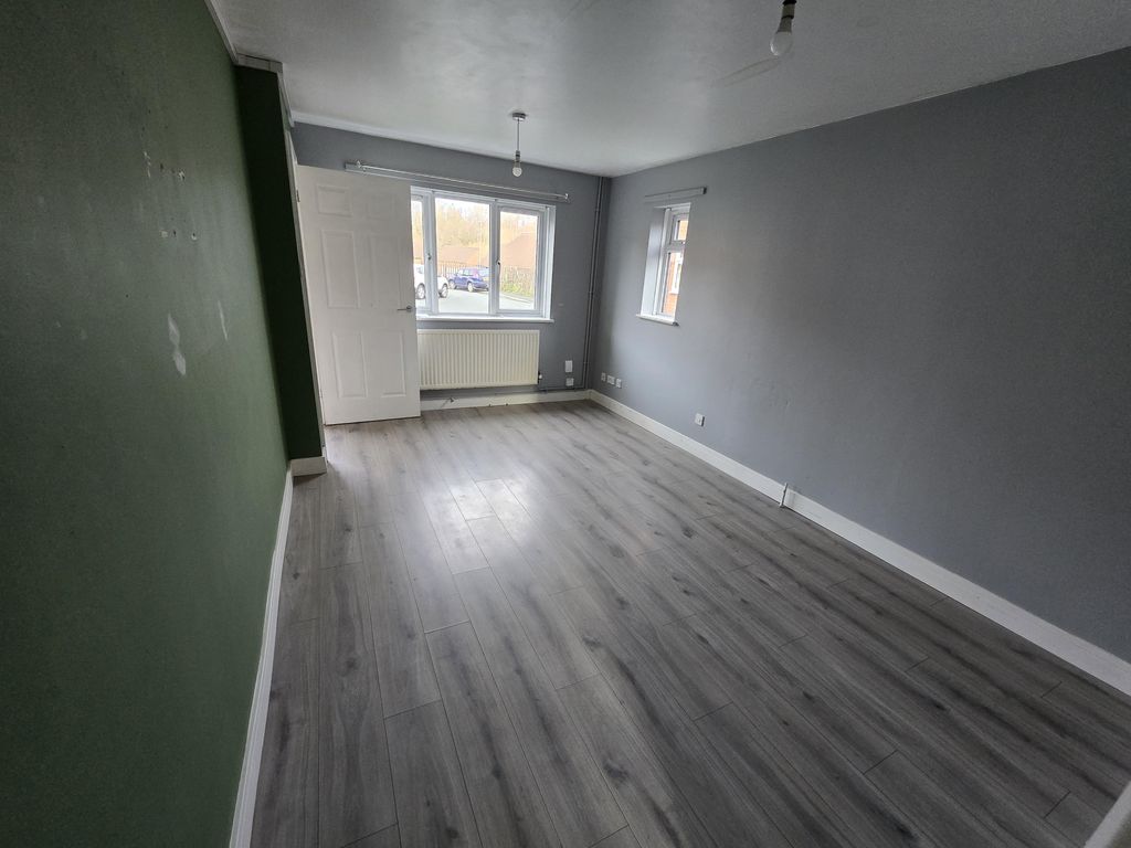 Property photo 3 of 9 20260101_132950.Jpg