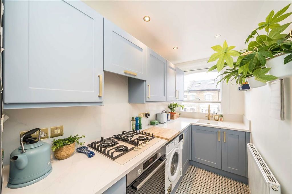 Property photo 3 of 8