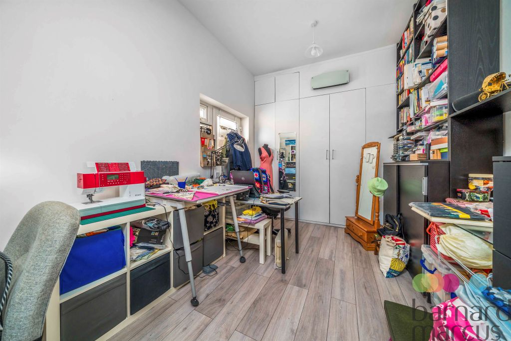 Property photo 3 of 24
