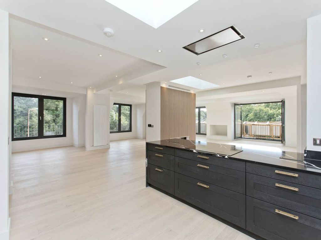 Property photo 2 of 7 Img_7903