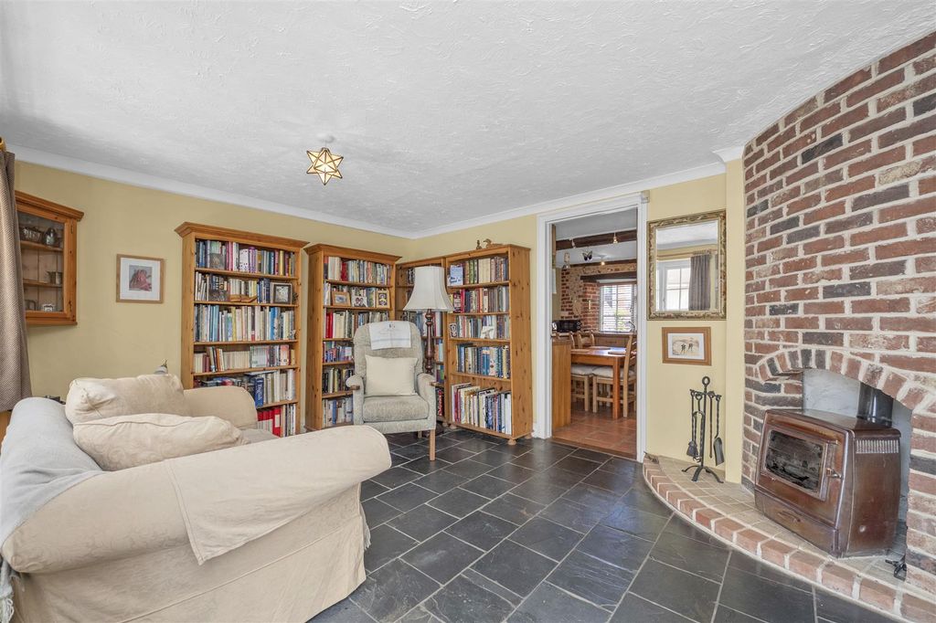 Property photo 3 of 25 Dcp_2543.Jpg