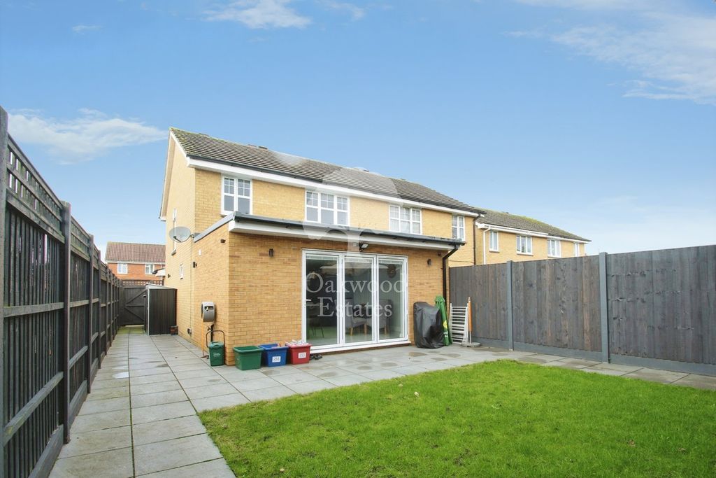 Property photo 1 of 30