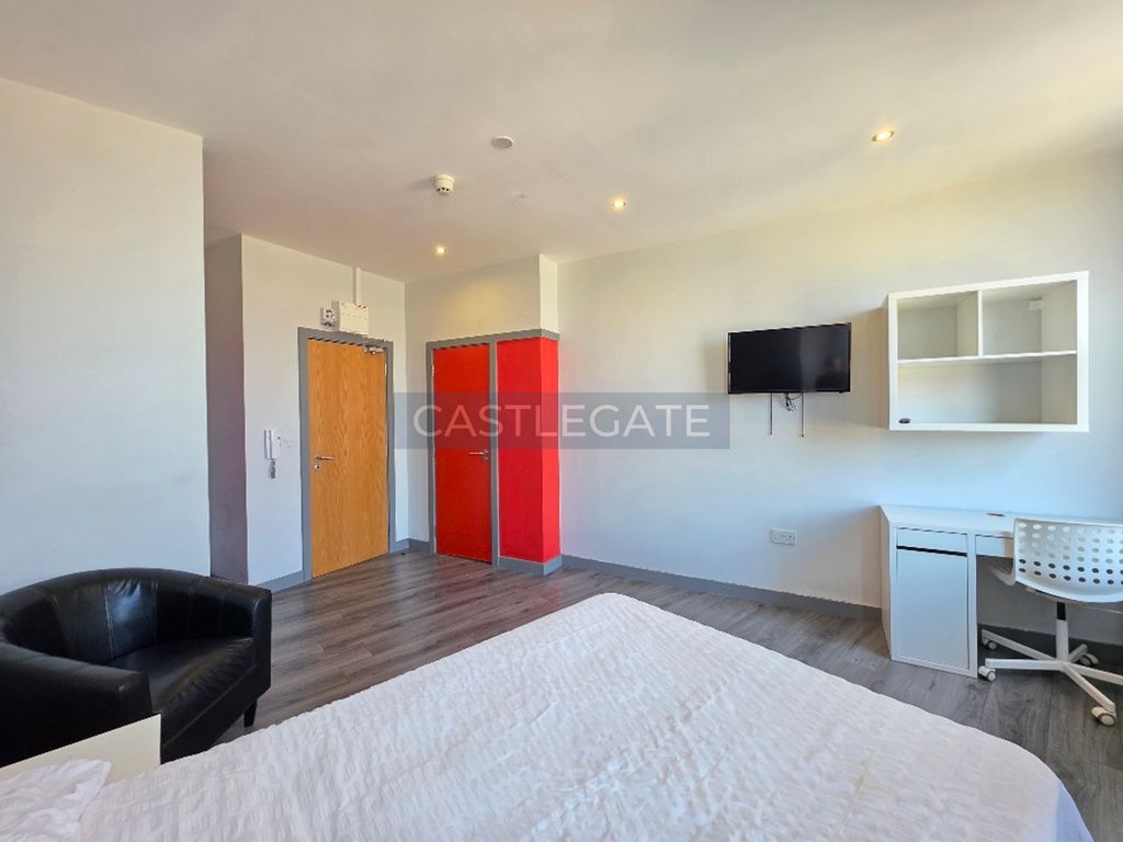 Property photo 3 of 11 Room 46, The Works At Standard House, Half Moon Street, Huddersfield, HD1 2Jf (5)