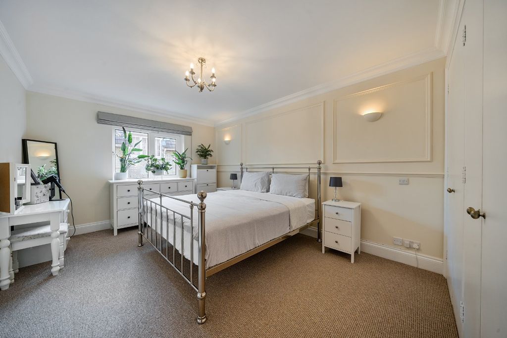 Property photo 3 of 12 Picture No. 31