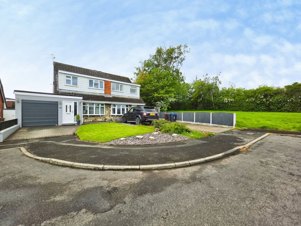 Property photo 1 of 40 Pbox-Img.Jpg