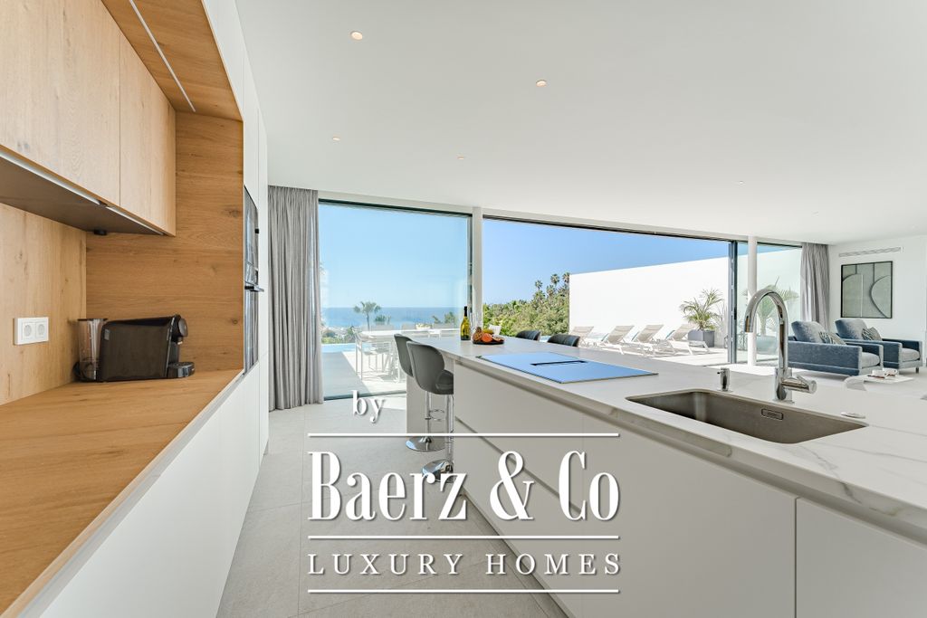 Property photo 3 of 38