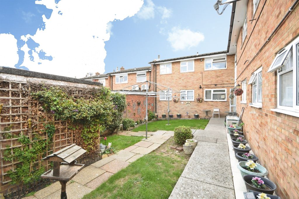 Property photo 3 of 16