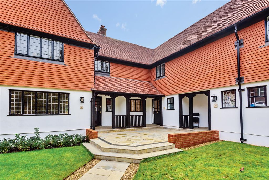 Property photo 1 of 11 903987 (11).Jpg