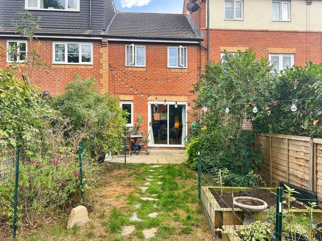 Property photo 3 of 24 Pbox-Img.Jpg
