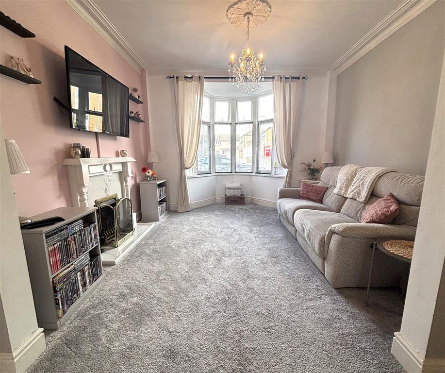 Property photo 2 of 15 Reception Room