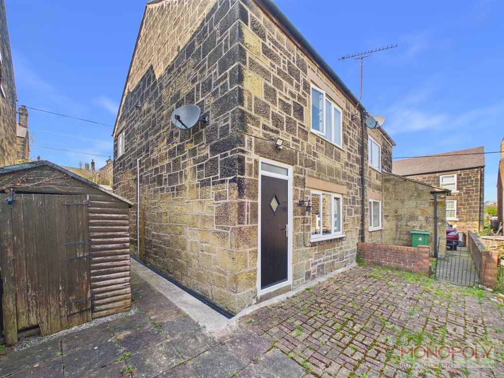 Property photo 1 of 17 Cam03815G0-Pr0422-Still017.Jpg