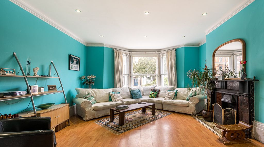 Property photo 3 of 15