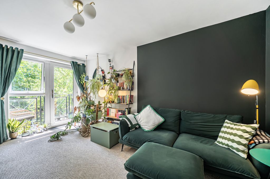 Property photo 1 of 19
