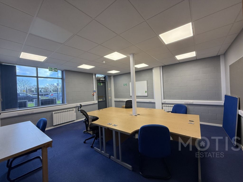 Property photo 2 of 8 Photo 3