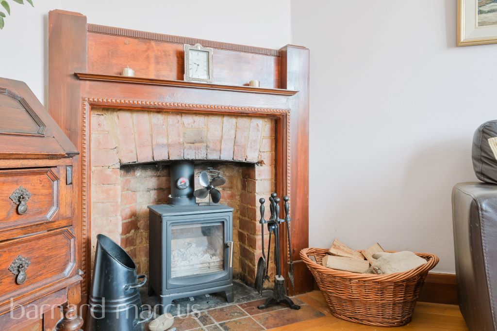 Property photo 3 of 12