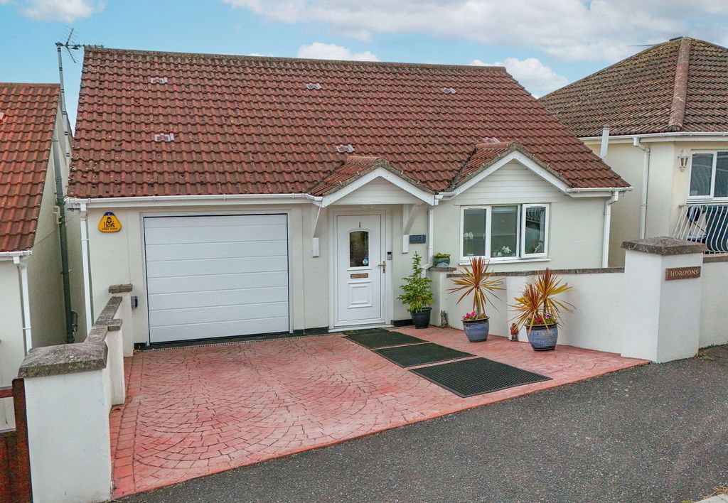 Property photo 1 of 41
