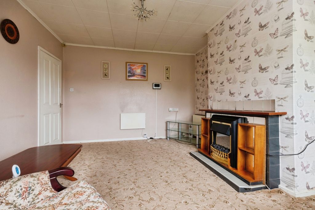 Property photo 3 of 14 Pbox-Img.Jpg