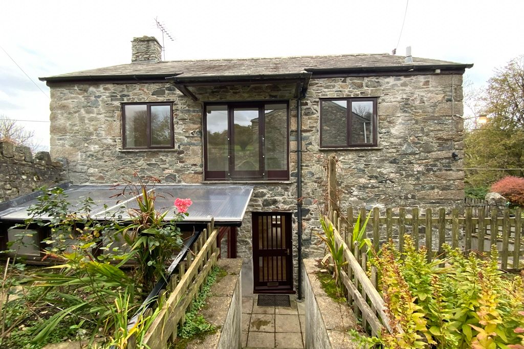 Property photo 3 of 24