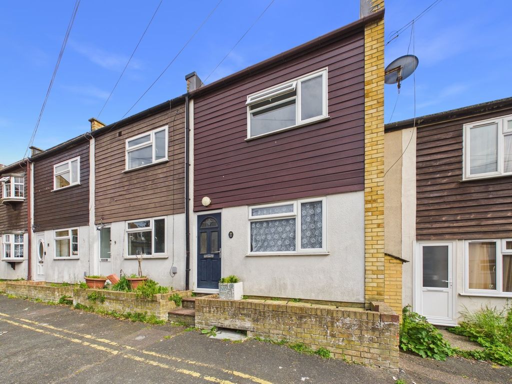 Property photo 1 of 12