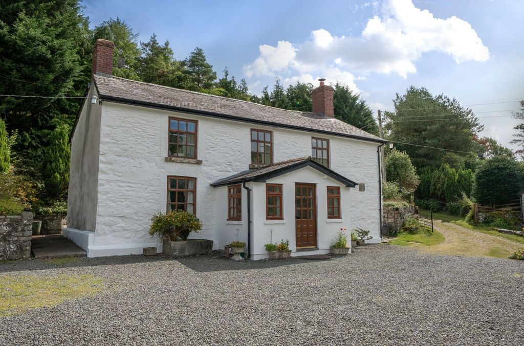 Property photo 2 of 41 Picture No. 08