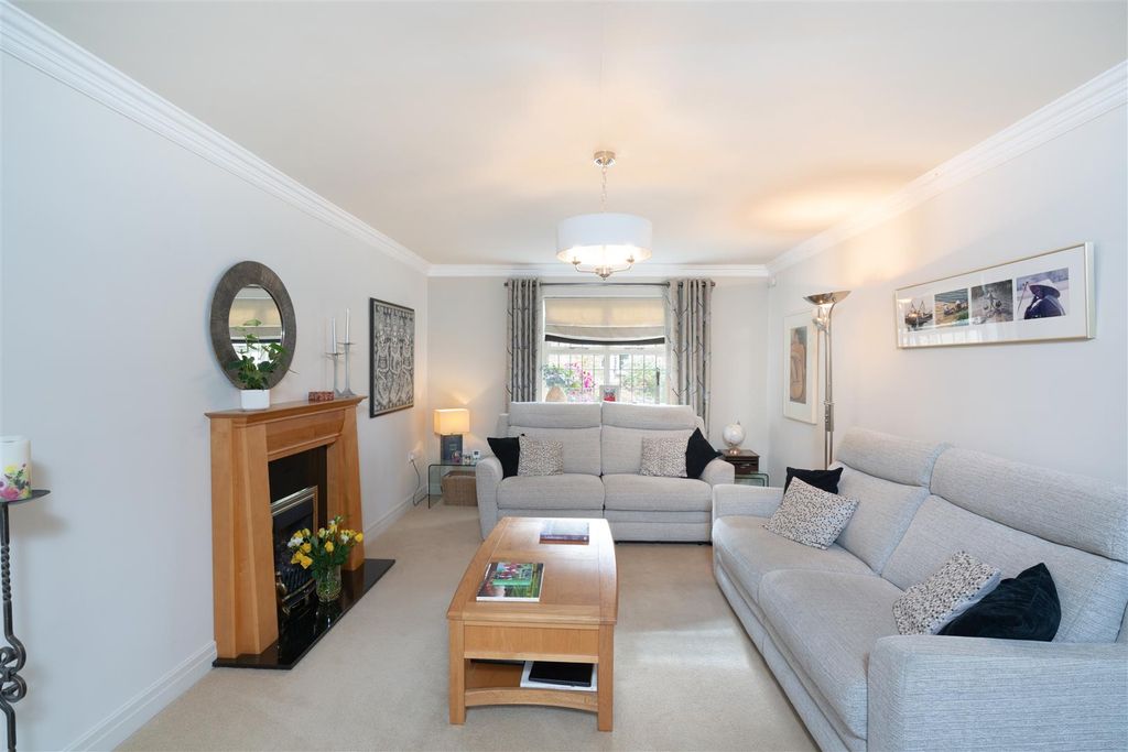 Property photo 3 of 19 14.Jpg