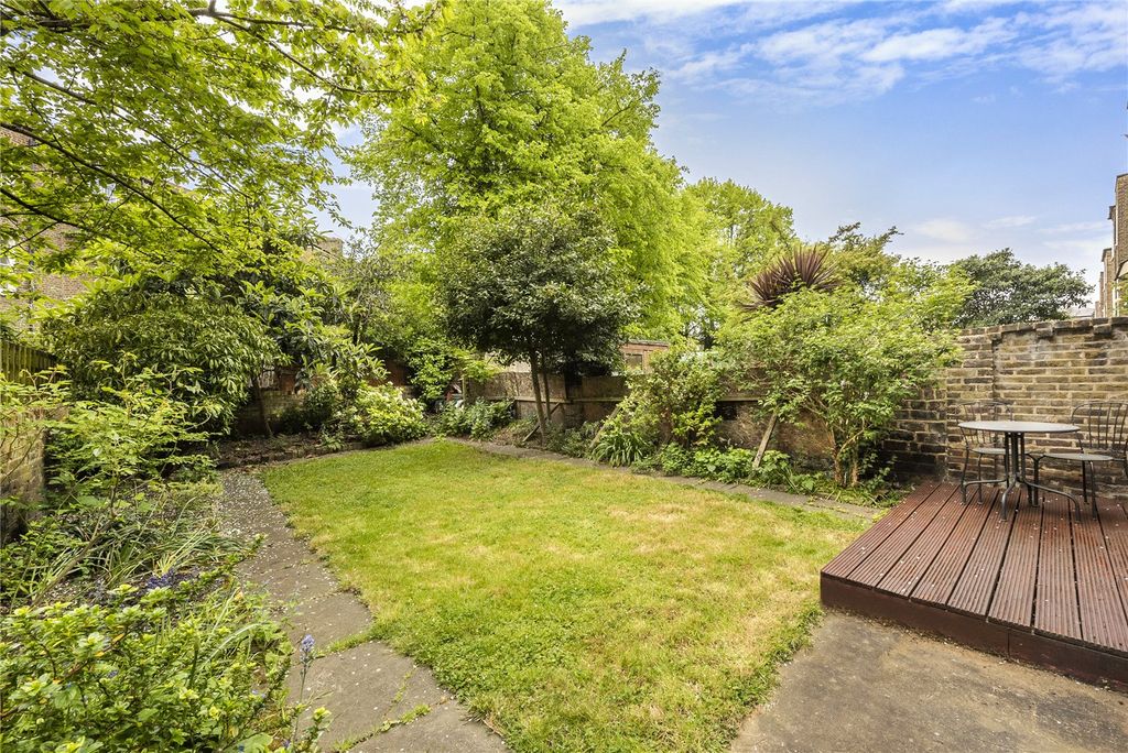 Property photo 1 of 10