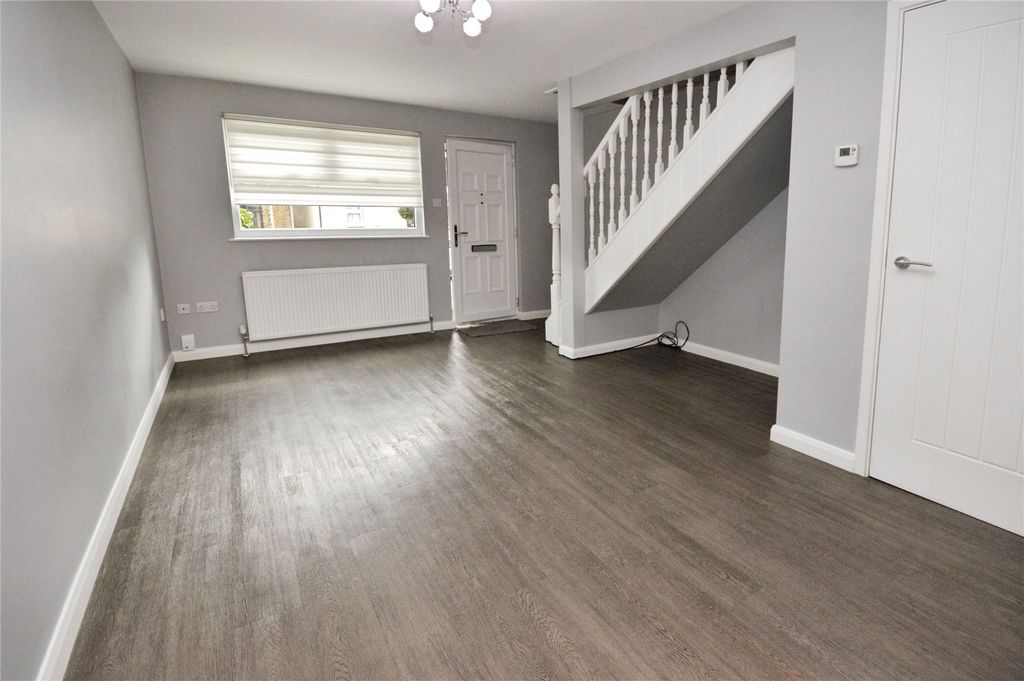 Property photo 2 of 10 Picture No. 22