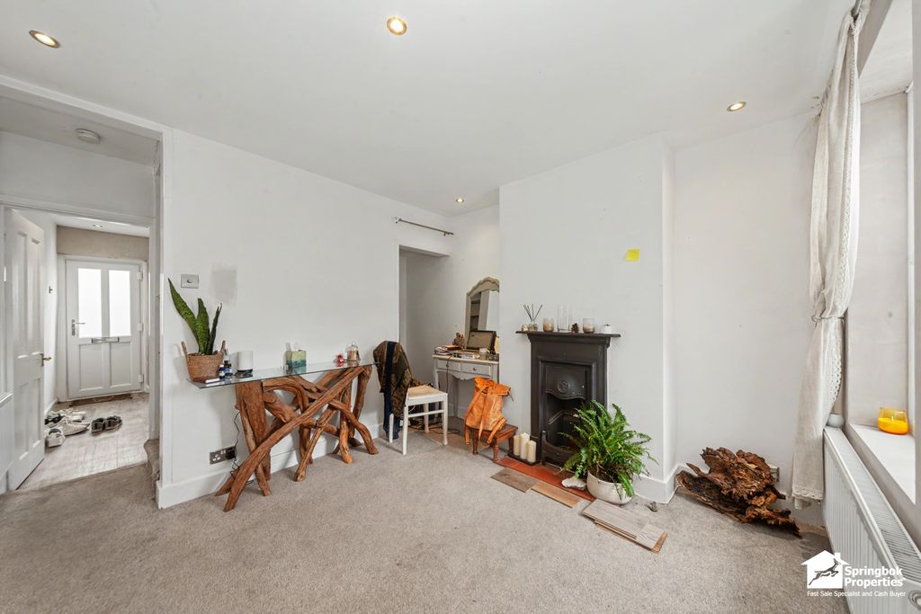 Property photo 2 of 14 Image 1