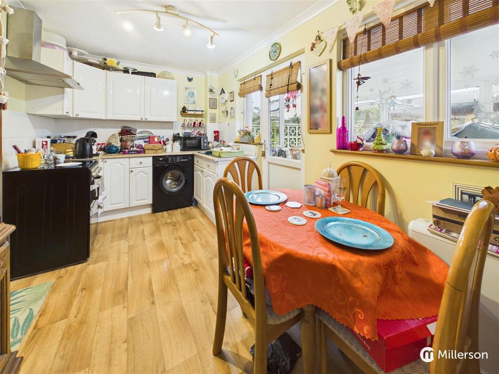 Property photo 3 of 16 Cam05092G0-Pr0159-Still005.Jpg