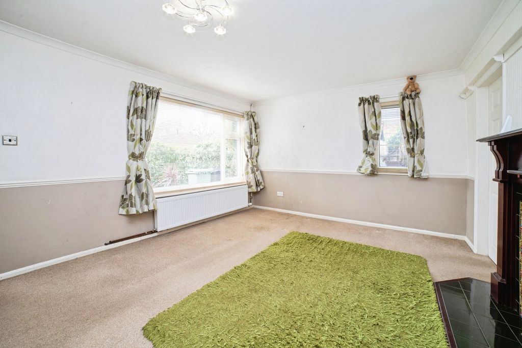 Property photo 3 of 18 Pbox-Img.Jpg