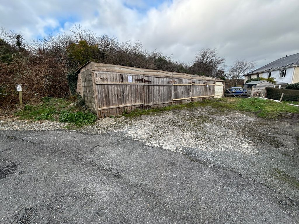 Property photo 2 of 4