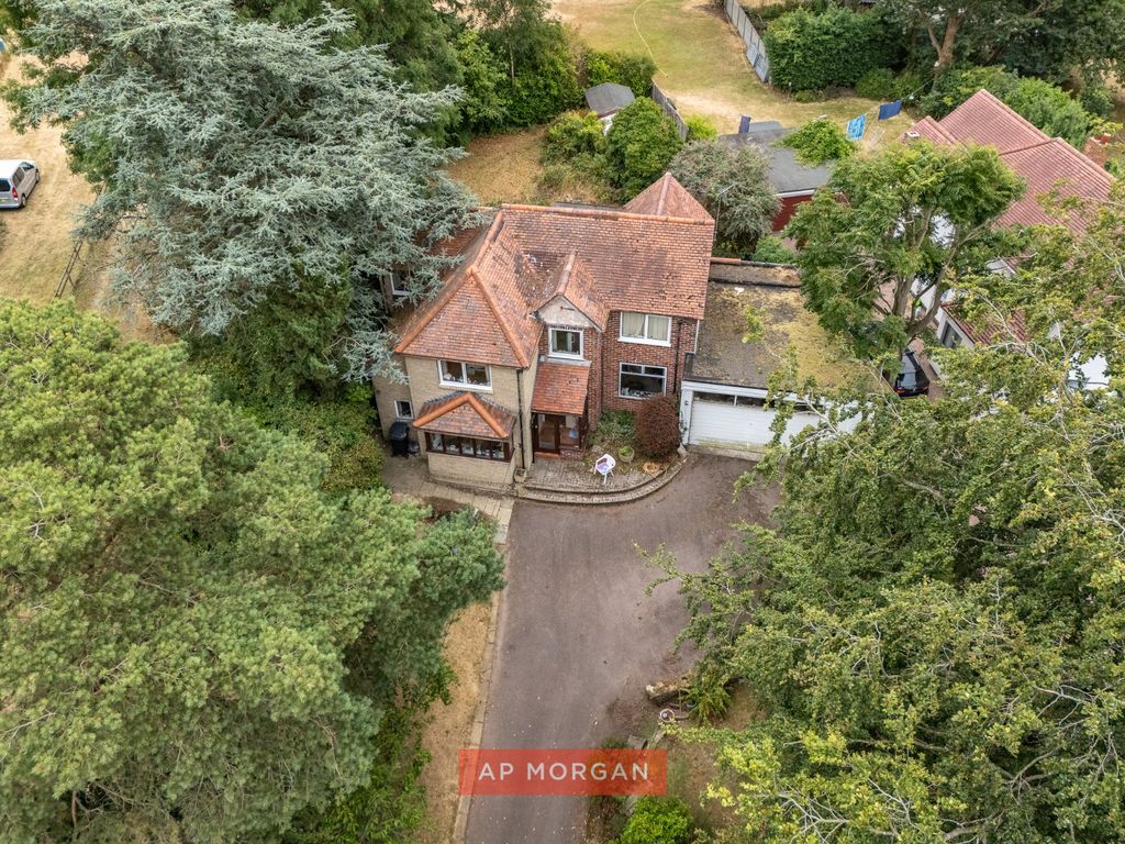 Property photo 1 of 17 Picture No. 04