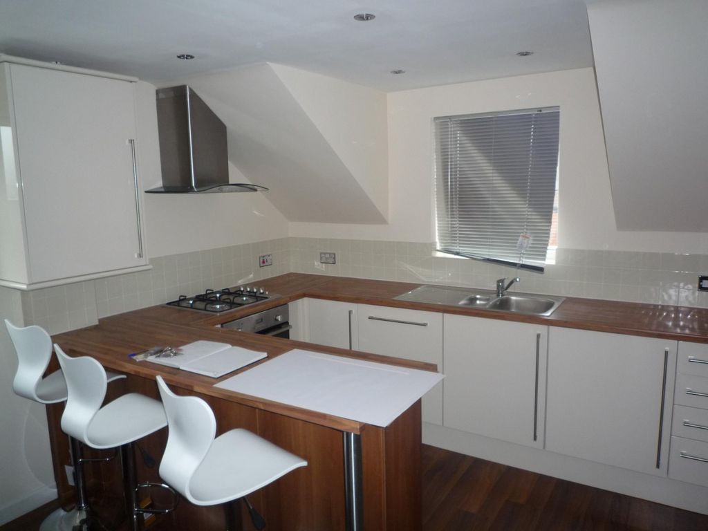 Property photo 2 of 10 (Main)