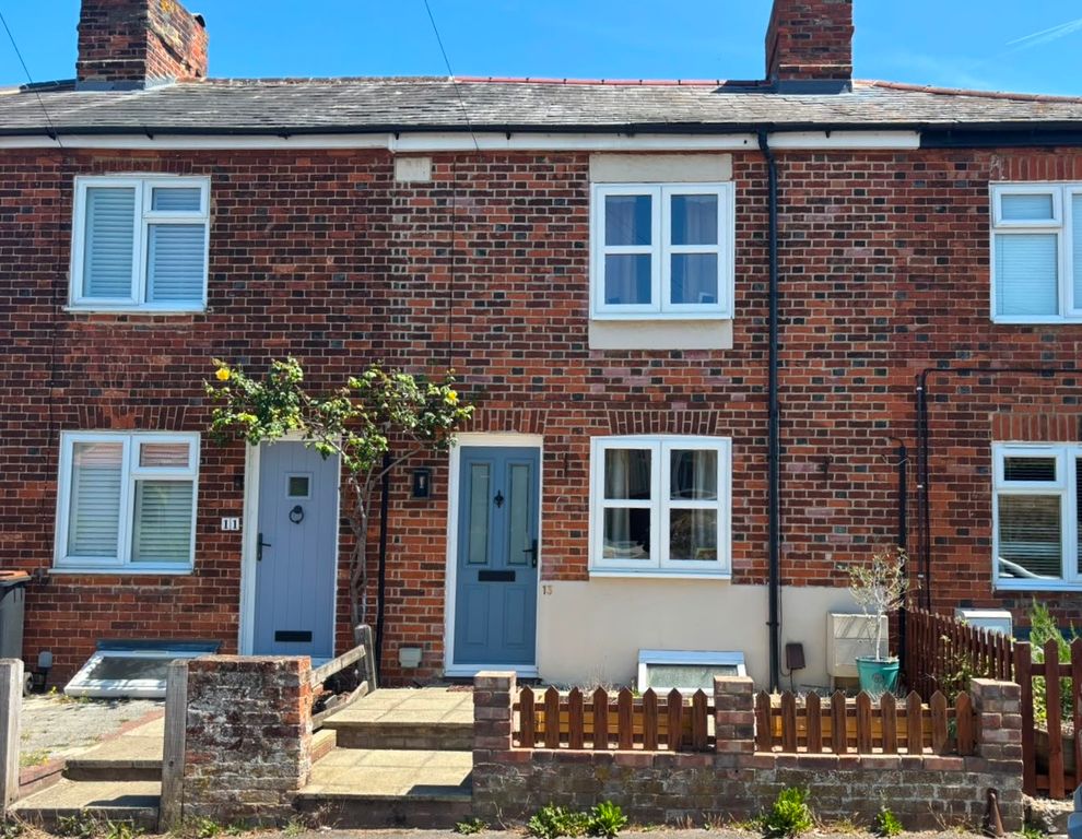Property photo 1 of 17