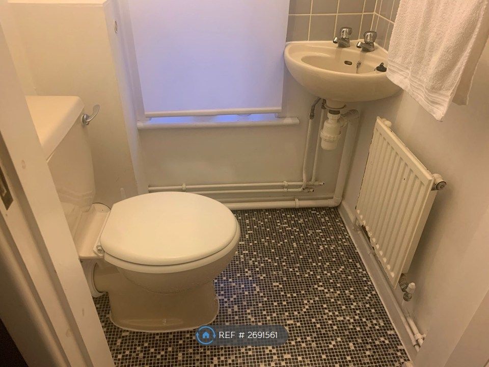 Property photo 2 of 30