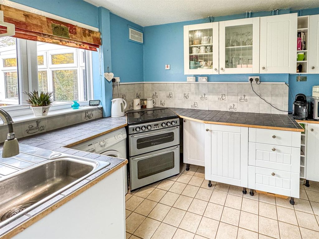 Property photo 3 of 31 Img_2108.Jpg