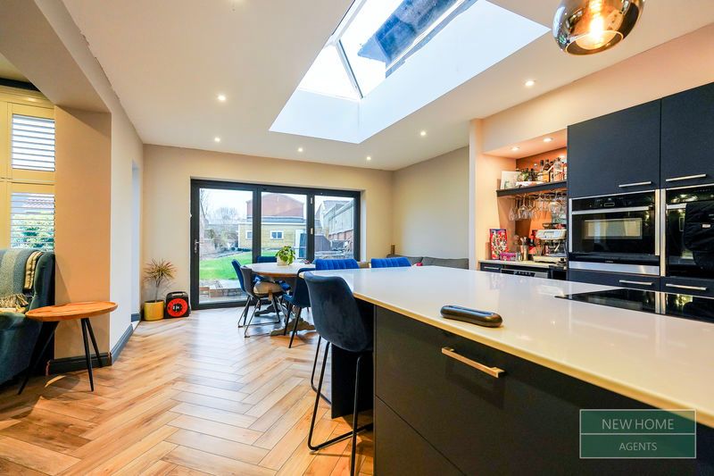 Property photo 2 of 15 Photo 10