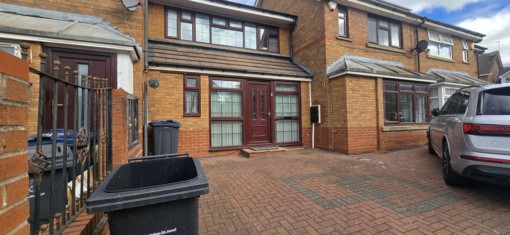 Property photo 1 of 19 Whatsapp Image 2026-10-11 At 14.42.02 (3).Jpeg