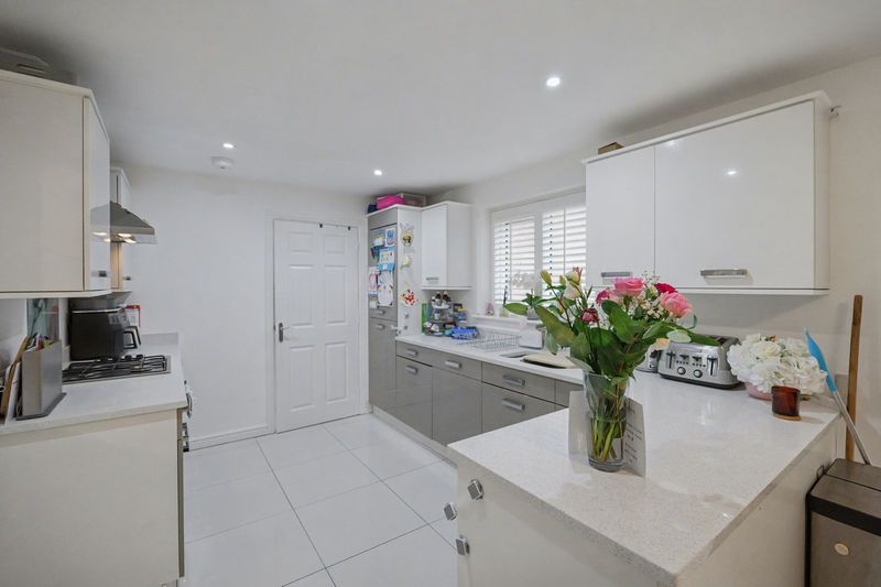 Property photo 2 of 19 Photo 2