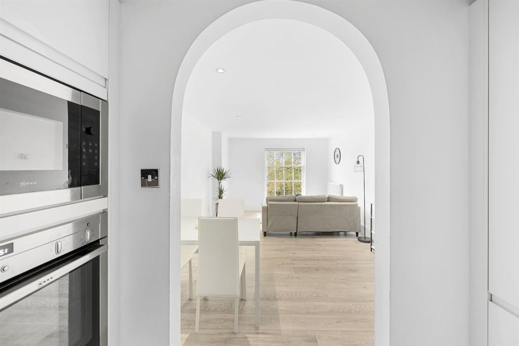 Property photo 3 of 25 9S4A1178.Edi.Jpg